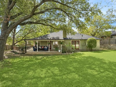 Photo 4 of 40 at 2102 Taylor Simonetti Ave - 4 bed 2 bath home