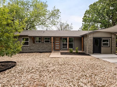Photo 5 of 36 at 2103 Fordham CV - 4 bed 2 bath home