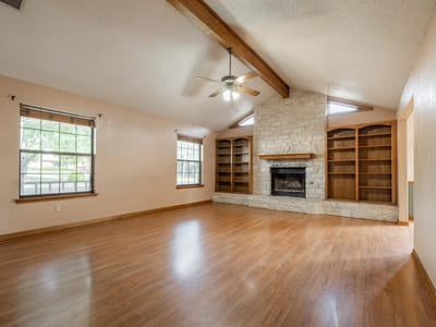 Property photo 4 at 2103 Lancaster Gate CV - 3 bed 2 bath home