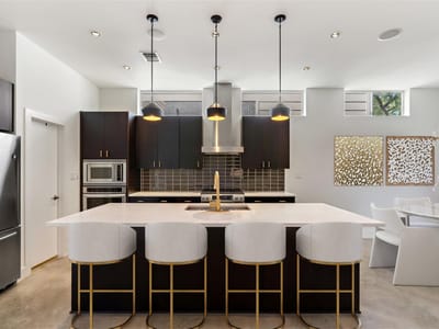 Living area at 2105 Goodrich Ave Unit #2 - 4 bed 2 bath home