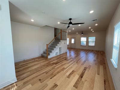 Living area at 2105  Tiger Trl  #603 - 3 bed 3 bath home
