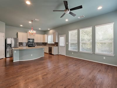 Photo 5 - 2105 Town Centre DR Unit #13 Photo 5 of 37 at 2105 Town Centre DR Unit #13 - 3 bed 2 bath home