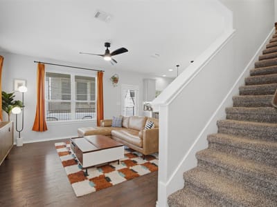 Photo 5 - 2105 Town Centre DR Unit #40 Photo 5 of 31 at 2105 Town Centre DR Unit #40 - 3 bed 2 bath home