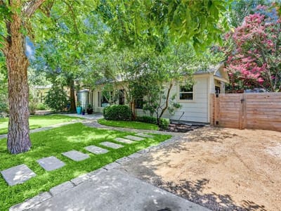 Photo 2 of 20 at 2107 Arpdale ST - 3 bed 2 bath home