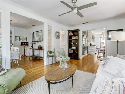 Photo 5 of 20 at 2107 Arpdale ST - 3 bed 2 bath home