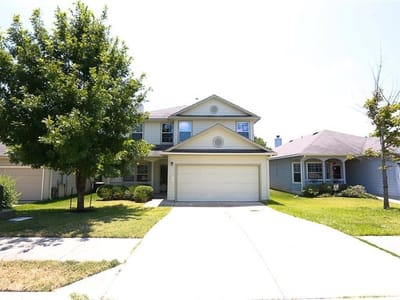 Property photo 2 at 2107 Charlotte Estates DR - 4 bed 2 bath home