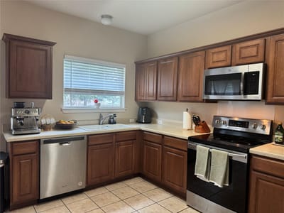 Property photo 5 at 2107 Charlotte Estates DR - 4 bed 2 bath home