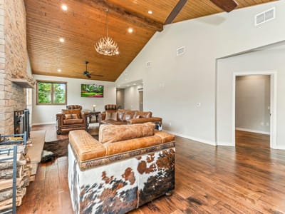 Bathroom at 2108 Quiet Stables CIR - 2 bed 2 bath home