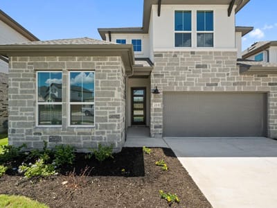 Property photo 4 at 211 Craigends Yew Lane - 4 bed 3 bath home
