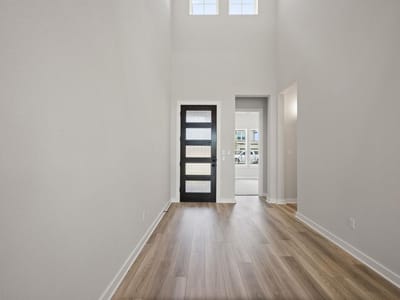 Property photo 5 at 211 Craigends Yew Lane - 4 bed 3 bath home