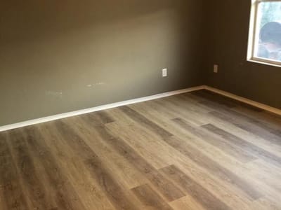 Property photo 3 at 211 N Woodley RD - 3 bed 2 bath home