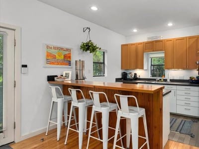Property photo 3 at 2113 Thornton RD - 4 bed 2 bath home