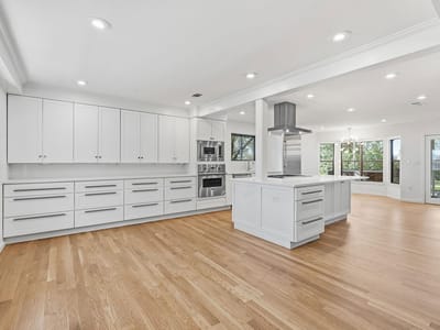 Property photo 4 at 2114 Wychwood DR - 5 bed 3 bath home