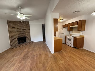 Living area at 2115 Courtney ST - Matthews Park, Austin, TX
