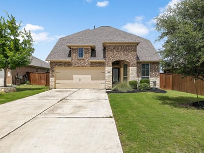Living area at 212 Estima CT - 4 bed 3 bath home