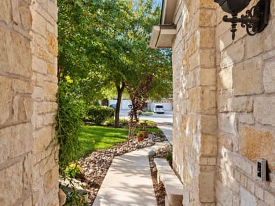 Photo 3 - 212 Great Circle CV Photo 3 of 40 at 212 Great Circle CV - 4 bed 2 bath home