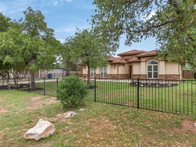 Primary bedroom at 212 Knights Row Row - Castle Terrace, Cottonwood Shores, TX