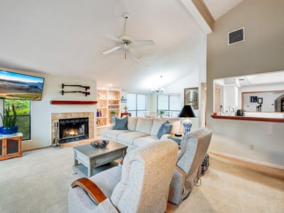 Primary bedroom at 212 Overlook CT - 3 bed 2 bath home