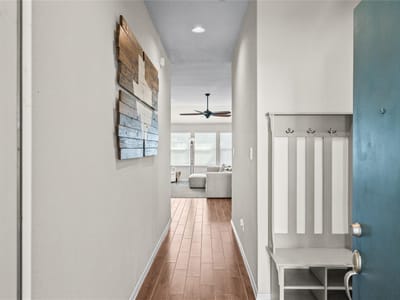 Property photo 2 at 21204 Santa Rosa Ave - 3 bed 2 bath home