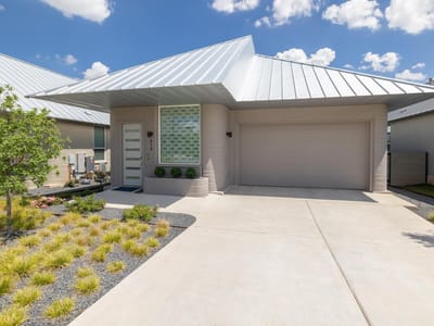 Living area at 213 Lone Ranger TRL - 3 bed 2 bath home