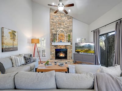 Primary bedroom at 213 Overlook Ct - 3 bed 2 bath home