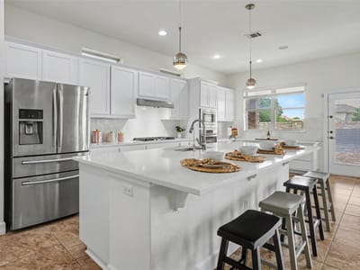 Living area at 213 Southern Cross DR - 4 bed 3 bath home