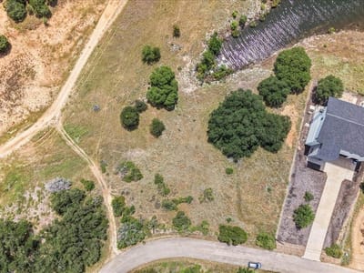 Property photo 3 at 21307 Cardinal Ave - Emerald Bend Sec 01, Lago Vista, TX