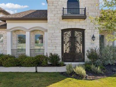 Living area at 2132 Novara TRL - 5 bed 5 bath home