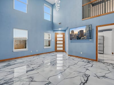 Primary bedroom at 2133 Redwing WAY - 3 bed 2 bath home