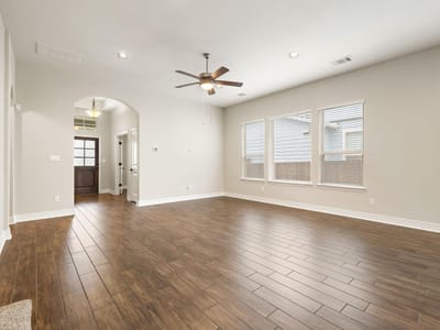 Property photo 4 at 2137 Ringstaff RD - 4 bed 2 bath home