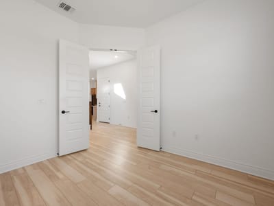 Property photo 4 at 2137 Spokane DR - 4 bed 2 bath home