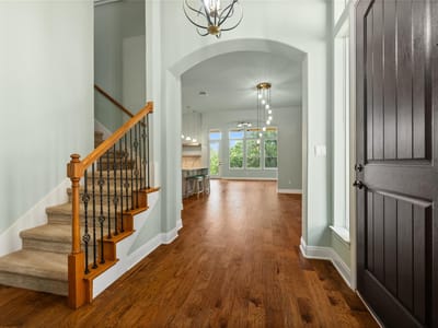 Property photo 4 at 214 Darwins WAY - 3 bed 3 bath home