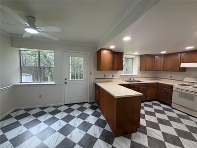 Photo 5 of 18 at 214 The Forest RD - 3 bed 1 bath home