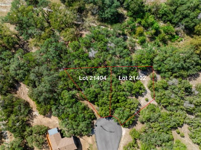 Photo 2 of 13 at 21402 Broken Bow CV - Lago Vista, Lago Vista, TX