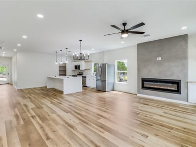 Property photo 4 at 21415 Highland Lake DR - 4 bed 2 bath home