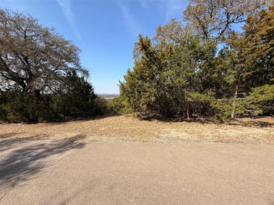 Property photo 2 at 21418 Patton Ave - HIGHLAND LAKE ESTATES SEC 21, Lago Vista, TX