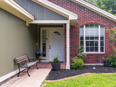 Living area at 2147 Jasmine PATH - 3 bed 2 bath home