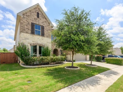 Living area at 2148 Ambling TRL - 4 bed 3 bath home
