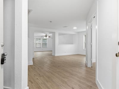 Property photo 4 at 215 Myrtle ST - 3 bed 2 bath home