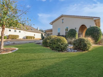 Living area at 216 Cimarron Hills TRL - 5 bed 4 bath home