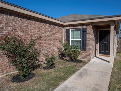 Kitchen at 216 Millers Loop - 3 bed 2 bath home