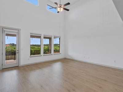 Property photo 4 at 216 Mystic Canyon LN - 5 bed 3 bath home