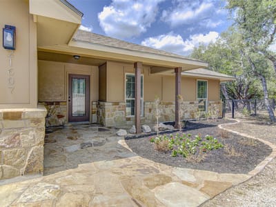 Property photo 2 at 21607 Santa Carlo Ave - 3 bed 2 bath home