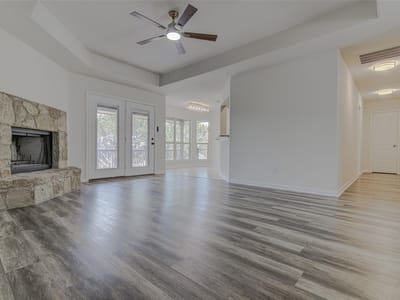 Property photo 4 at 21607 Santa Carlo Ave - 3 bed 2 bath home