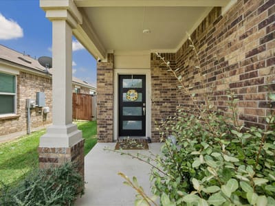 Primary bedroom at 217 Canley LOOP - 3 bed 2 bath home
