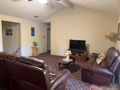 Property photo 4 at 217 Green Pasture Dr - 3 bed 2 bath home