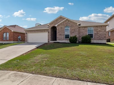 Living area at 2170 Jolie Ct - 3 bed 2 bath home
