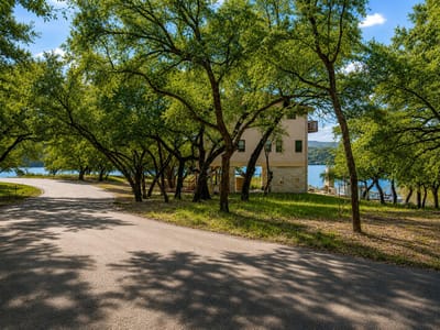 Property photo 3 at 21719 Heather DR - Emerald Bend Sec 01, Lago Vista, TX