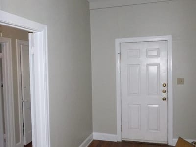 Property photo 2 at 218 W 51st ST - Koenig Place Annex, Austin, TX