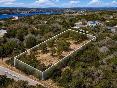 Property photo 2 at 21808 Mockingbird ST - Emerald Bend Sec 1, Lago Vista, TX